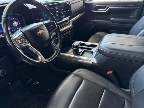 Used 2024 Chevrolet Silverado 1500 LTZ w/ LTZ Convenience Package II AWD/4WD image 11
