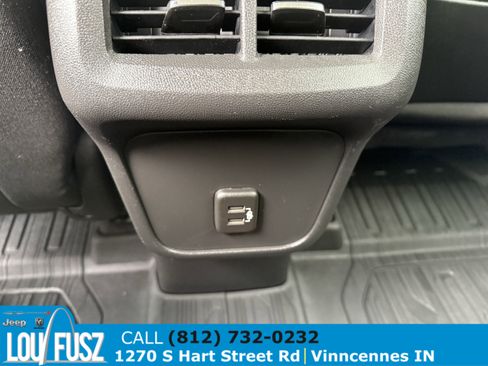 Used 2020 GMC Terrain SLE w/ Driver Convenience Package image 12