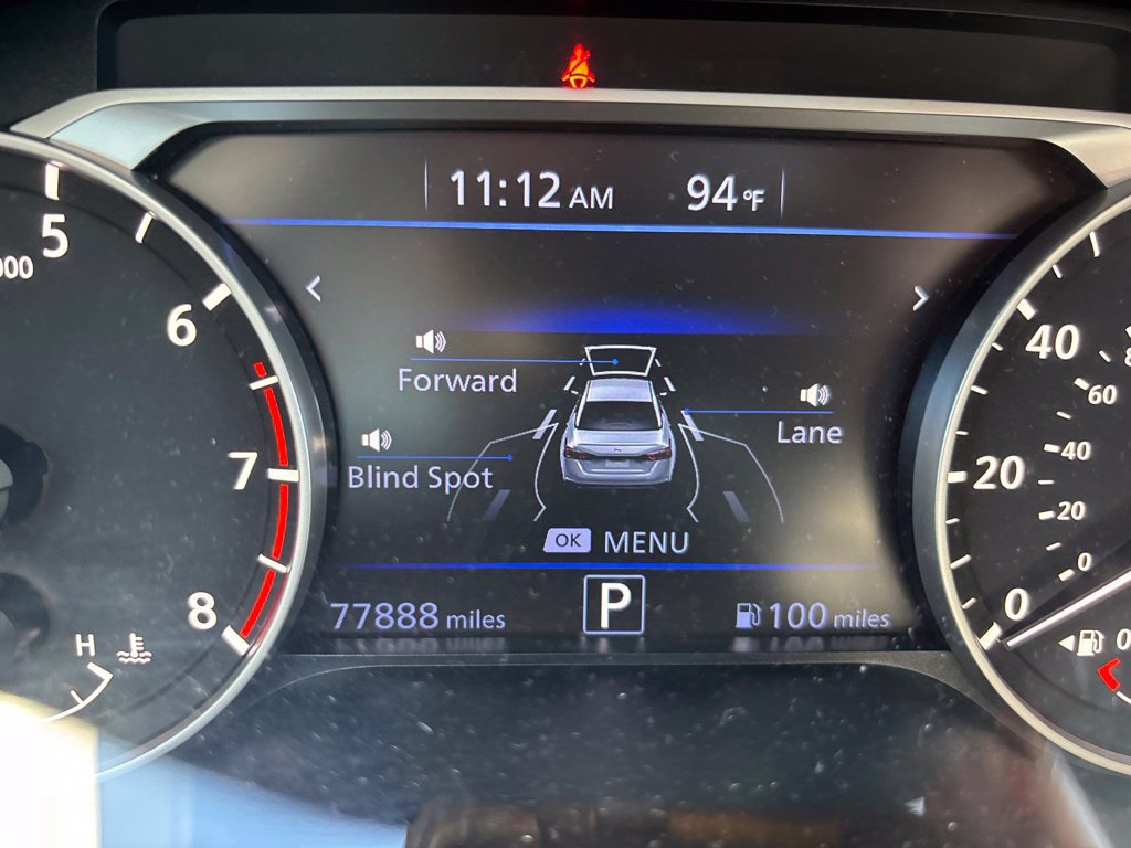 Used 2022 Nissan Altima 2.5 SR w/ Midnight Edition Package FWD image 19