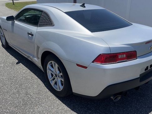 Used 2015 Chevrolet Camaro LS RWD image 7