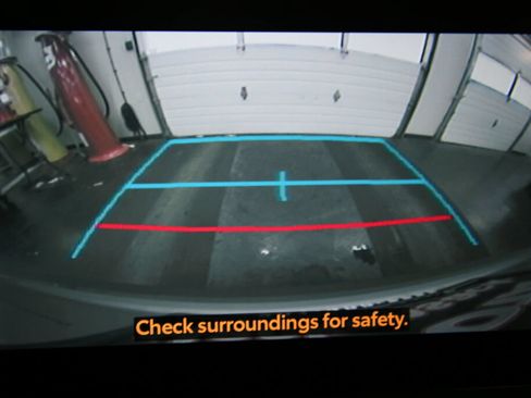 Used 2023 Toyota Corolla Cross L FWD image 17