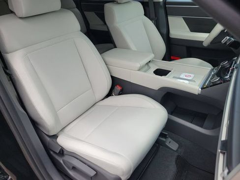 New 2026 Hyundai Santa Fe SE FWD image 20