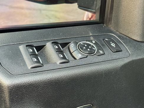 Used 2019 Ford F250 Lariat w/ Lariat Ultimate Package image 30