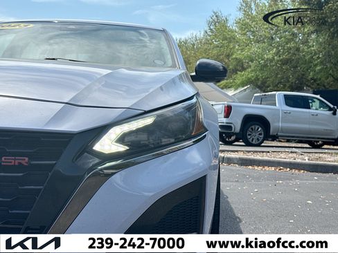 Used 2023 Nissan Altima 2.0 SR image 9