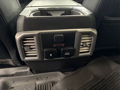 Used 2019 Ford F150 Platinum w/ Equipment Group 701A Luxury image 35
