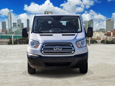 Used 2019 Ford Transit 350 XLT RWD image 2