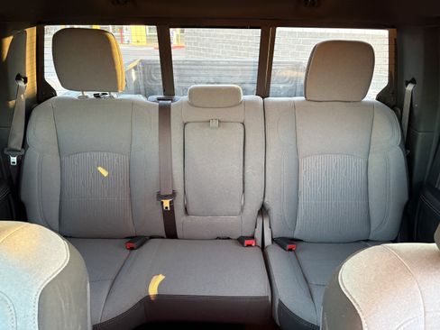 Used 2024 RAM 2500 Big Horn w/ Safety Group image 22