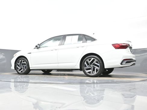 Used 2022 Volkswagen Jetta SEL FWD image 39