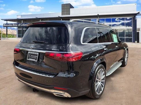 New 2026 Mercedes-Benz GLS 580 4MATIC image 3