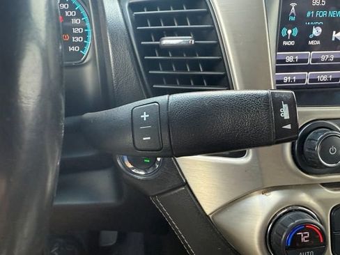 Used 2019 GMC Yukon Denali w/ Denali Ultimate Package AWD/4WD image 39