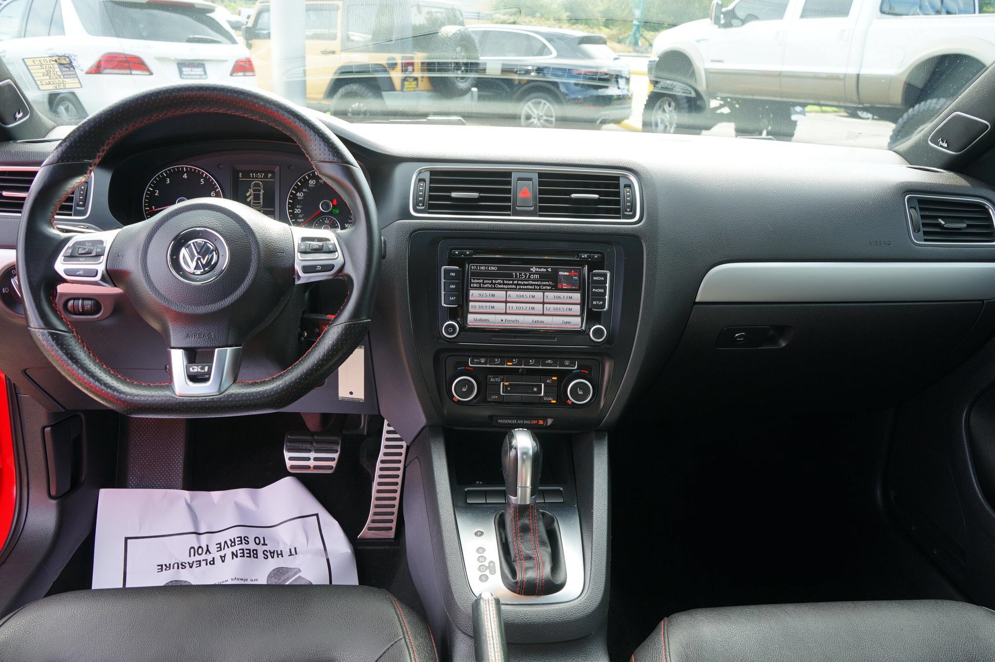 Used 2012 Volkswagen Jetta GLI FWD image 14