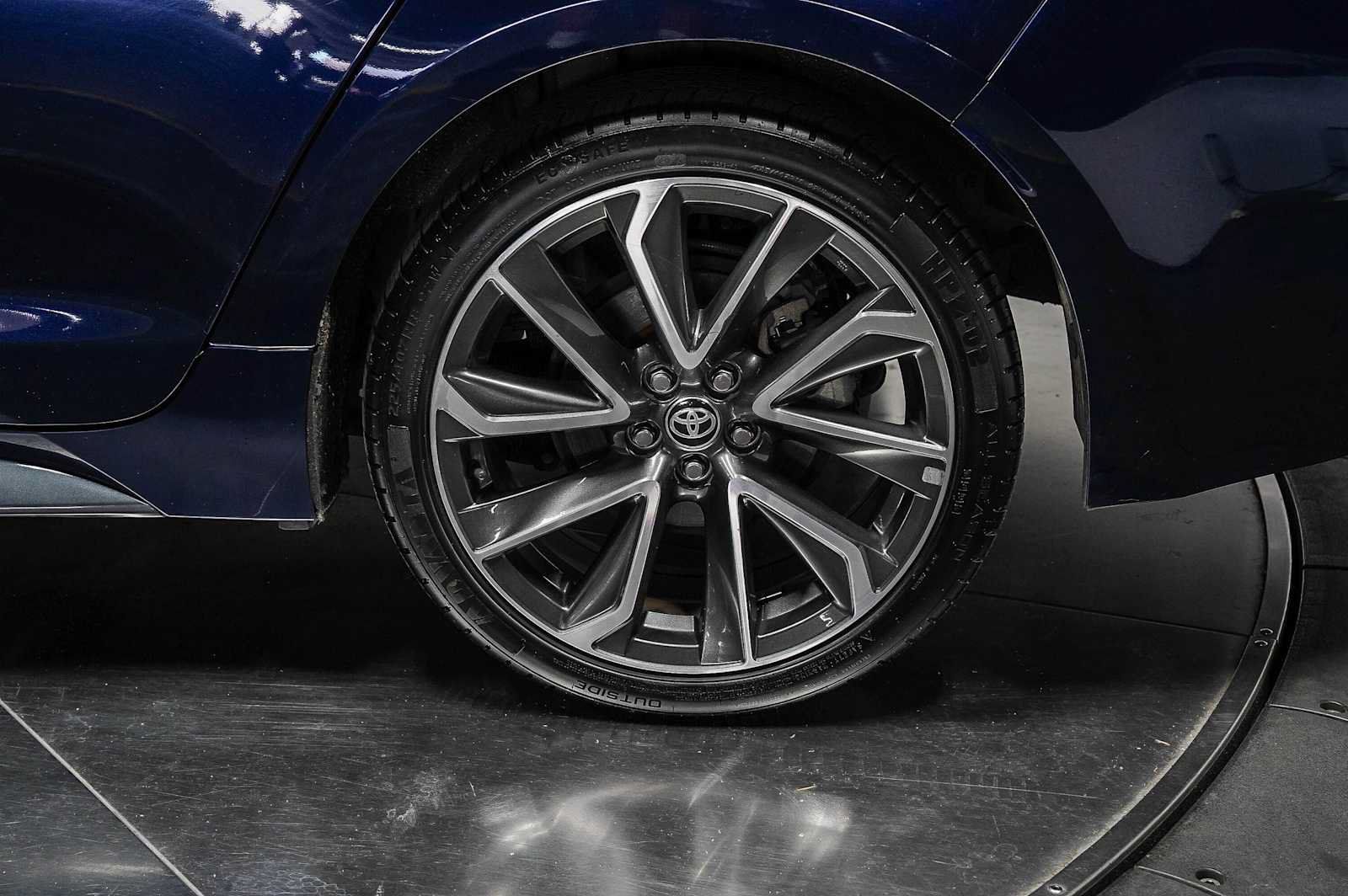 Certified 2022 Toyota Corolla SE w/ Carpet Mat Package (TMS) FWD image 10