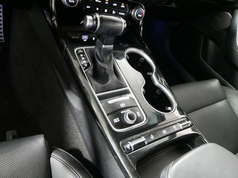 Used 2022 Kia Stinger GT-Line w/ Sun & Sound Package AWD/4WD image 24