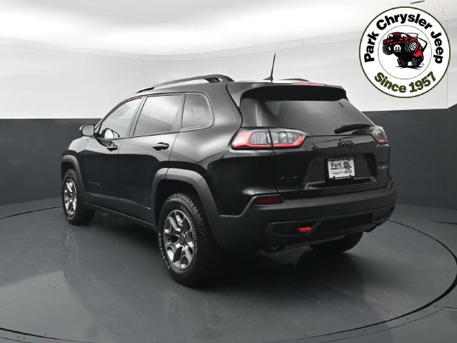 Used 2023 Jeep Cherokee Trailhawk w/ Sun & Sound Group AWD/4WD image 4