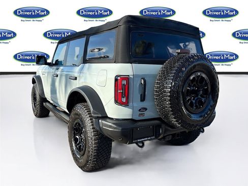 Used 2021 Ford Bronco Badlands image 6