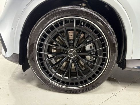Used 2024 Mercedes-Benz GLC 43 AMG 4MATIC w/ Driver Assistance Package image 40