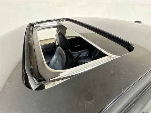 Used 2024 Nissan Sentra SR w/ SR Premium Package image 20