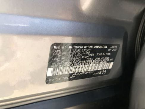 Used 2023 Mitsubishi Outlander SE Black Edition AWD/4WD image 29