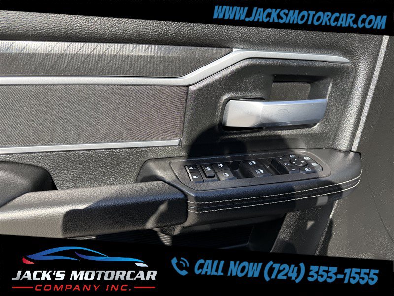 Used 2025 RAM 2500 Big Horn AWD/4WD image 30