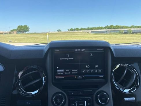 Used 2016 Ford F250 Platinum AWD/4WD image 16