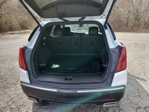 New 2026 Cadillac XT5 Luxury w/ LPO, Floor Liner Package AWD/4WD image 16