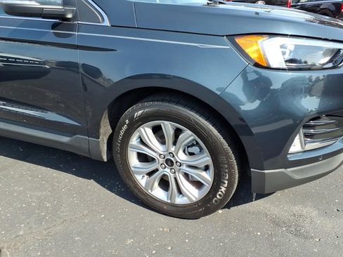 Used 2023 Ford Edge Titanium AWD/4WD image 4