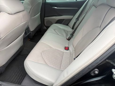 Used 2021 Toyota Camry XSE w/ Navigation Upgrade Package image 26