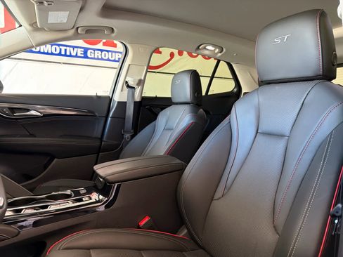 Used 2023 Buick Envision Essence w/ Sport Touring Package image 16