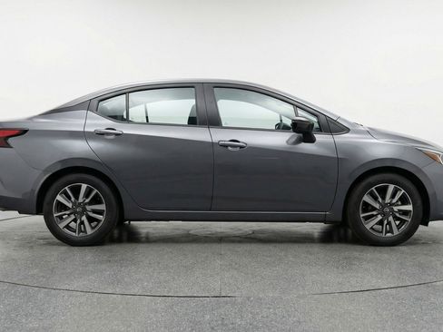 Used 2025 Nissan Versa SV FWD image 11