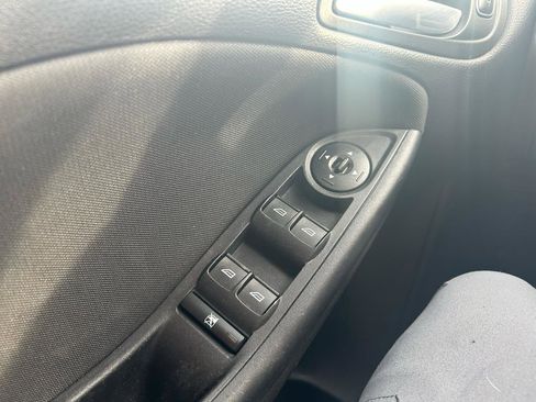 Used 2016 Ford Focus SE image 27