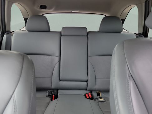 Used 2019 Subaru Outback 2.5i Limited AWD/4WD image 9