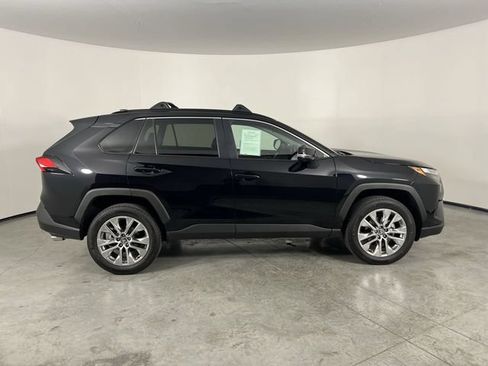 Used 2025 Toyota RAV4 XLE Premium w/ Weather Package FWD image 9