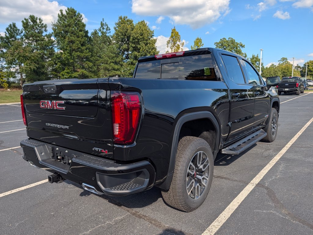 New 2026 GMC Sierra 1500 AT4 w/ AT4 Premium Package AWD/4WD image 21