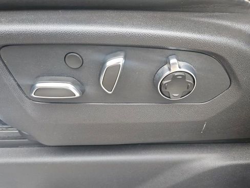 Used 2024 GMC Sierra 1500 Denali Ultimate AWD/4WD image 27