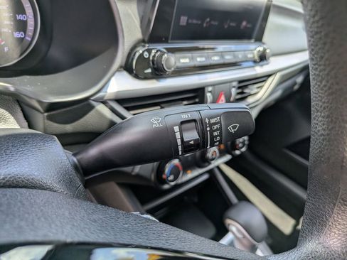 Certified 2024 Kia Forte LXS FWD image 30
