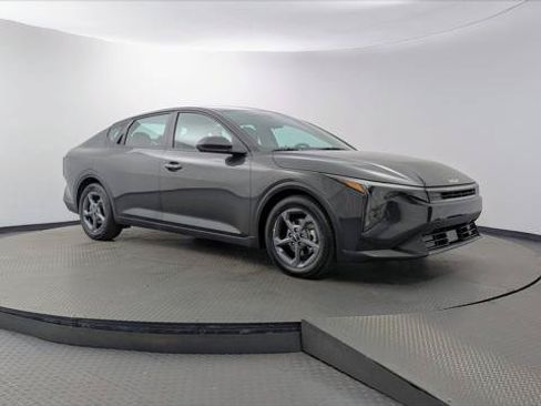 Used 2026 Kia K4 FWD image 11