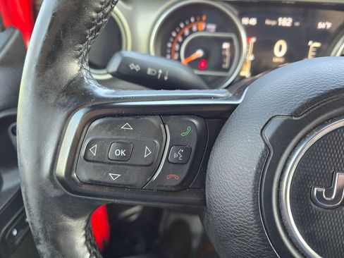 Used 2018 Jeep Wrangler Unlimited Sport S AWD/4WD image 14