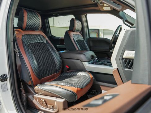 Used 2017 Ford F450 King Ranch w/ King Ranch Ultimate Package image 39