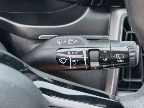 Used 2023 Kia Sorento LX FWD image 20