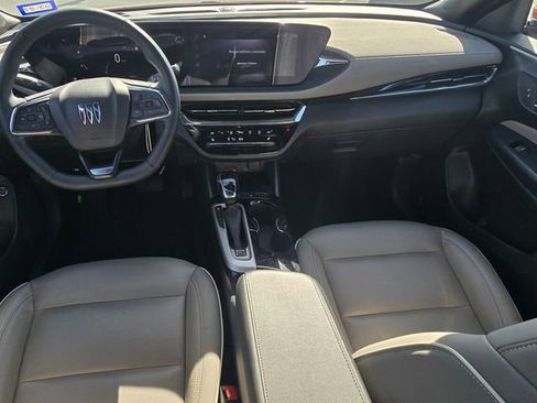 Used 2025 Buick Envista Avenir image 22