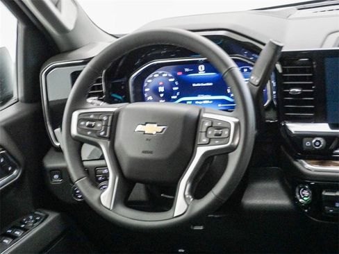New 2026 Chevrolet Silverado 1500 LT image 18