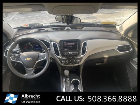 Used 2022 Chevrolet Equinox LS w/ LS Convenience Package image 23