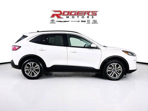 Used 2022 Ford Escape SEL w/ Technology Package AWD/4WD image 14