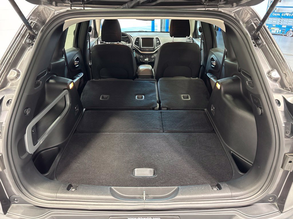 Used 2014 Jeep Cherokee Latitude w/ Cold Weather Group FWD image 44
