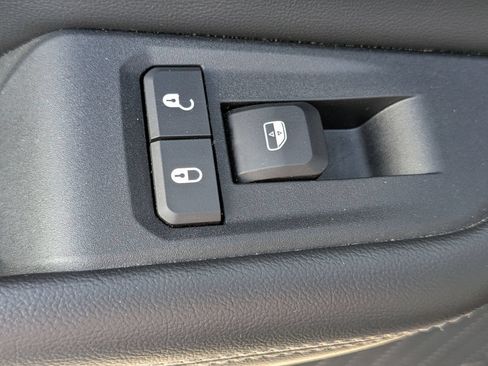 Used 2024 Jeep Grand Cherokee Limited 4xe AWD/4WD image 30