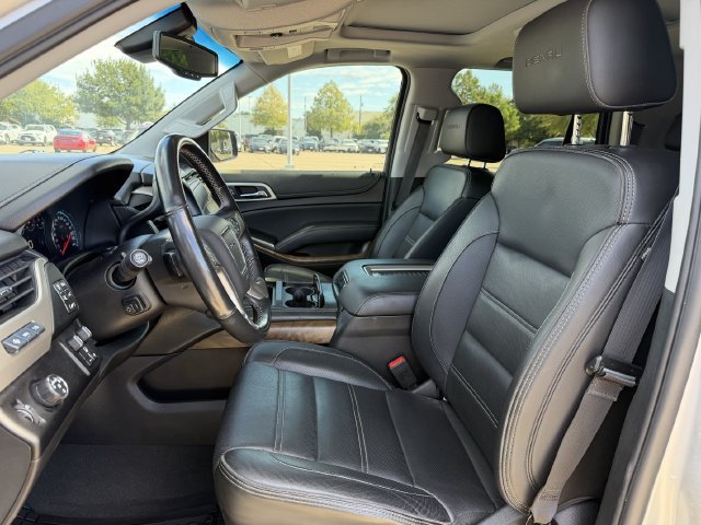 Used 2020 GMC Yukon Denali w/ Denali Ultimate Package RWD image 26