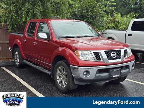 Used 2015 Nissan Frontier SL AWD/4WD image 2