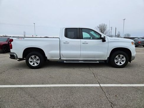Used 2023 Chevrolet Silverado 1500 LT w/ Protection Package AWD/4WD image 8