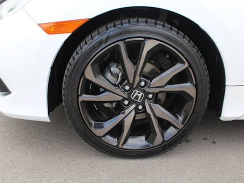 Used 2020 Honda Civic Sport image 9