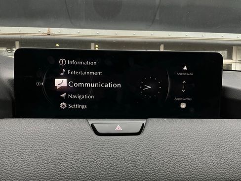 Used 2025 MAZDA CX-70 3.3 Turbo w/ Preferred Package image 32